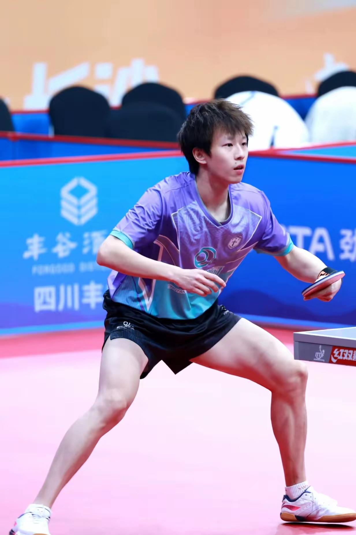 英格兰队力克波兰队，林高远高光表现