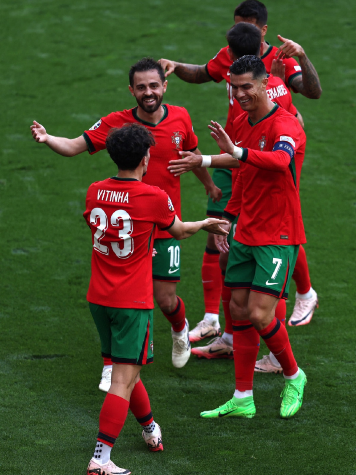 瑞典队绝杀葡萄牙队,波尔带队取胜 瑞典队绝杀葡萄牙队,波尔带队取胜