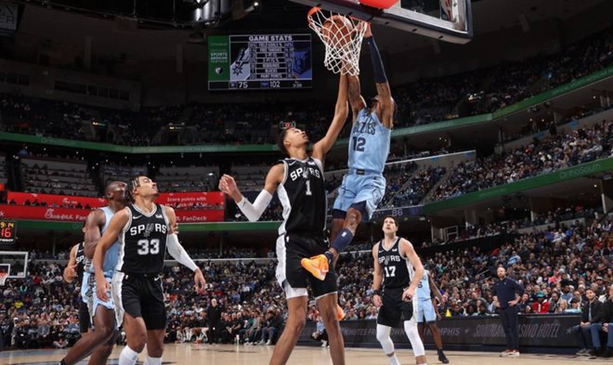 凯尔特人绝杀马刺,莫兰特扛起全队 凯尔特人绝杀马刺,莫兰特扛起全队