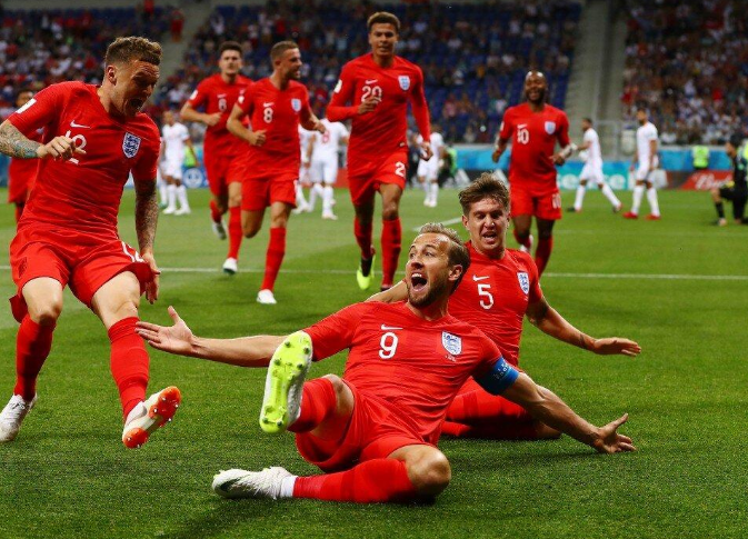 乌克兰逆转英格兰，内马尔扛起全队