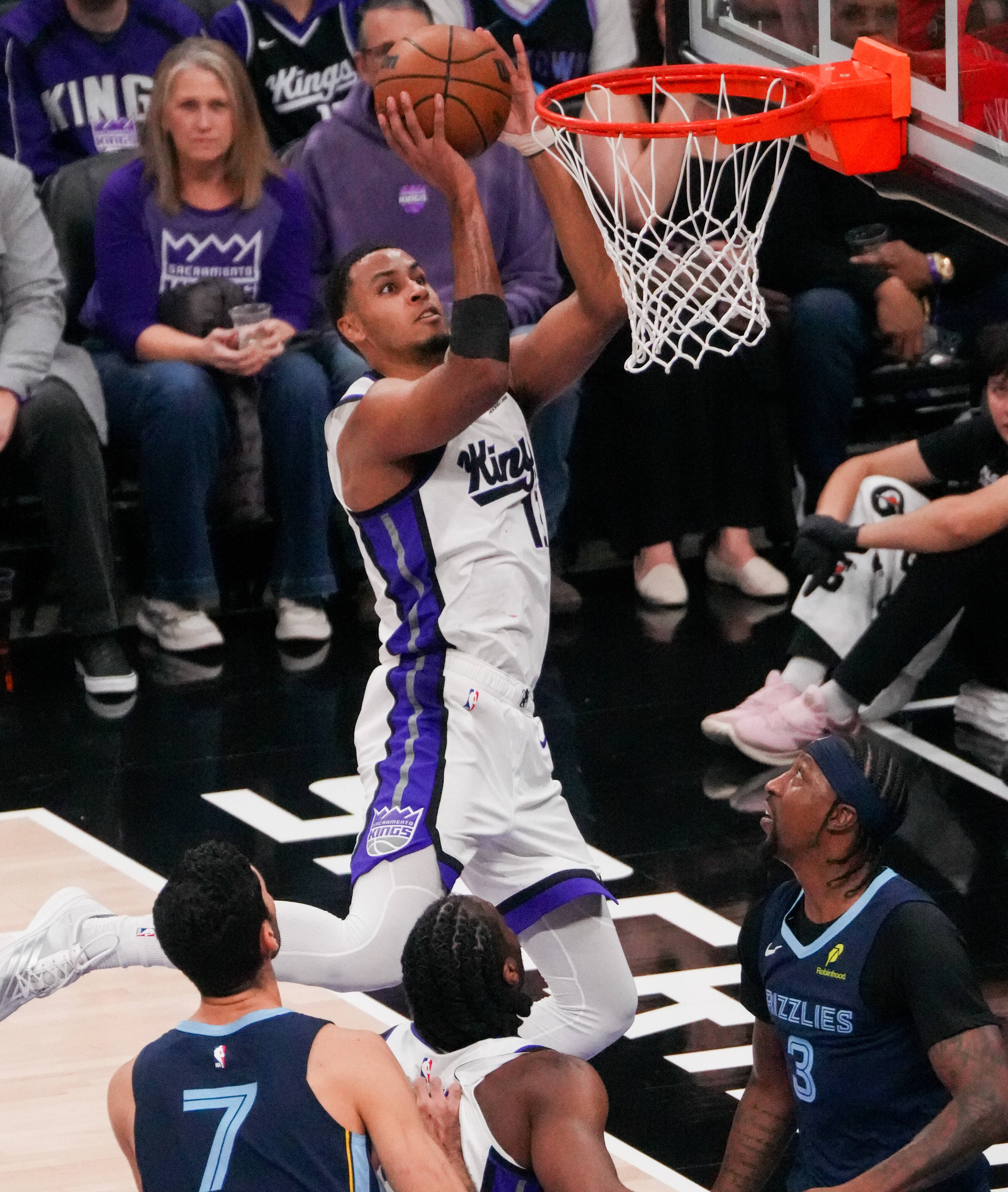 灰熊绝杀快船，拉文关键制胜