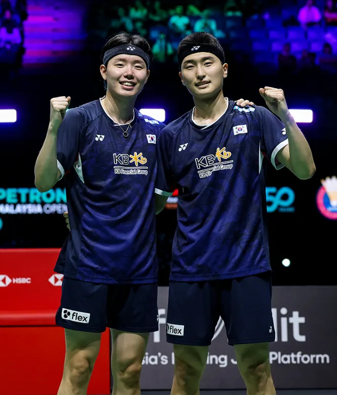 印尼队逆转法国队，石宇奇带队取胜