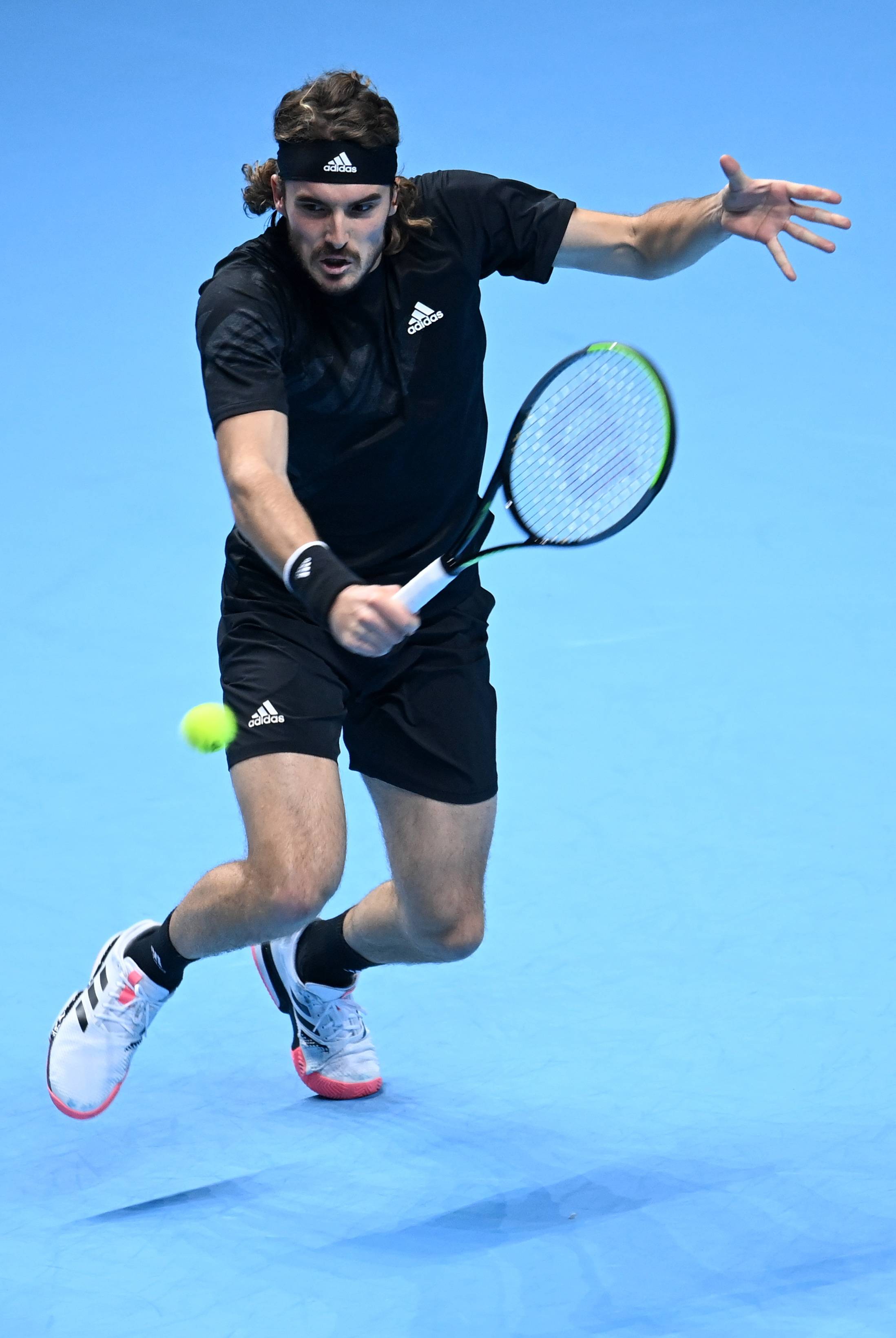 年终总决赛横扫ATP总决赛，西西帕斯状态火热