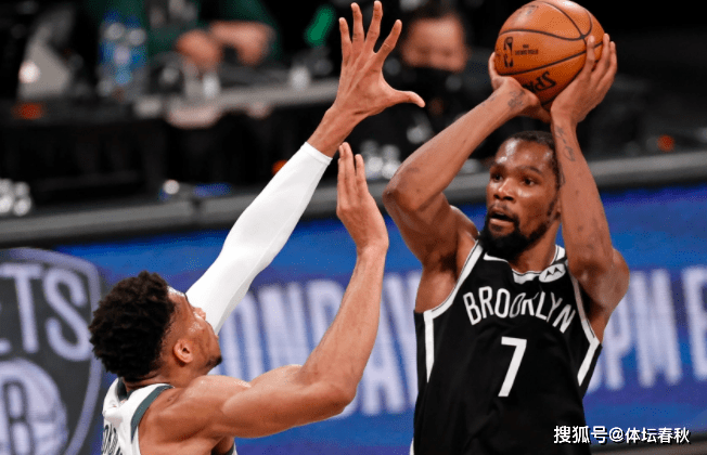 魔术完胜四川队，詹姆斯惊艳四座