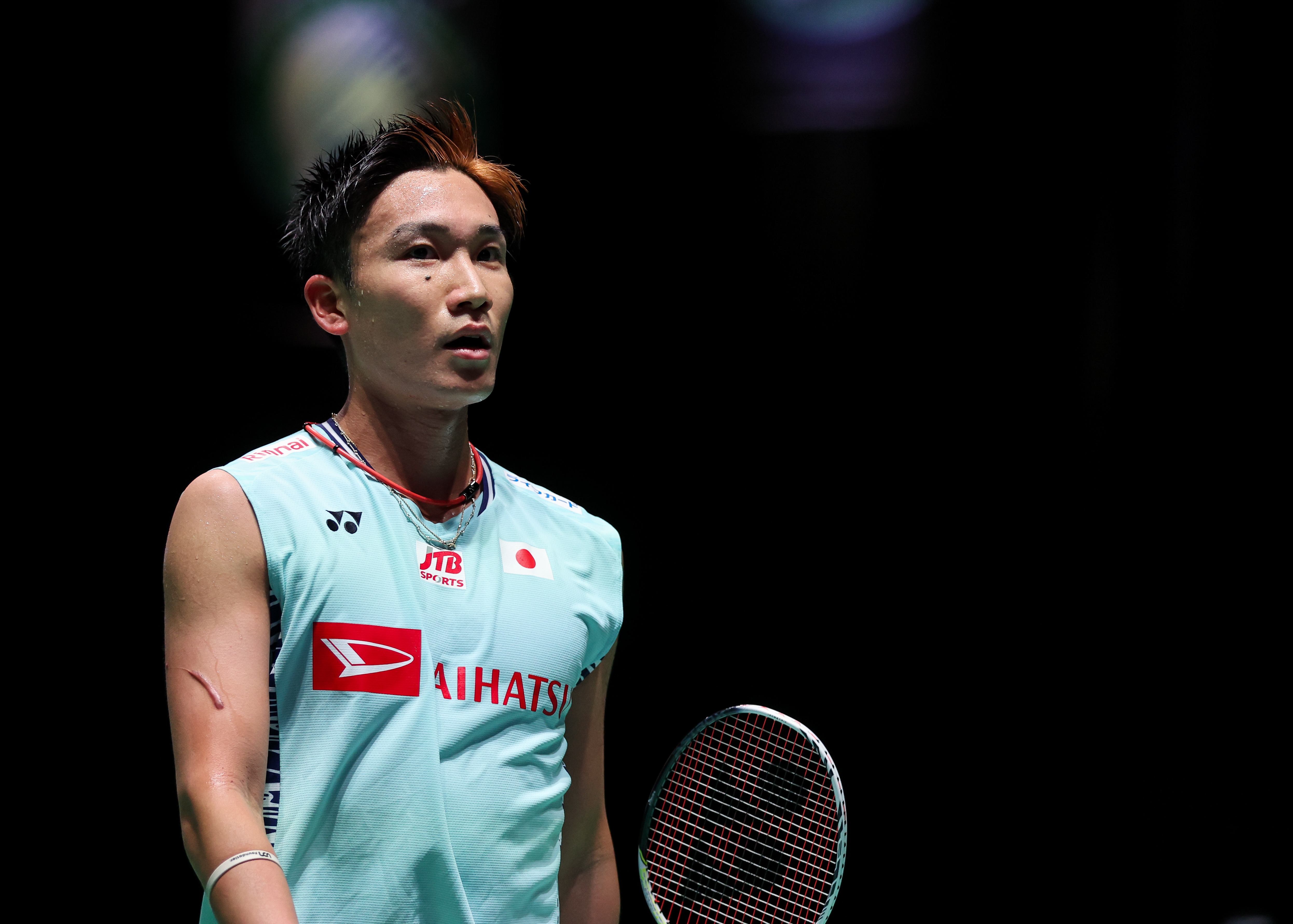 韩国羽毛球队轻取丹麦羽毛球队，桃田贤斗高光表现